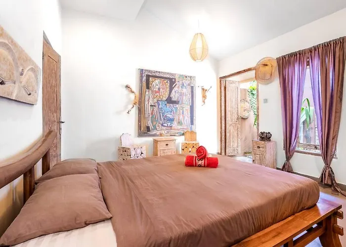 Cc- Cosy 2bdrs - Enclosed And Open Living Area *