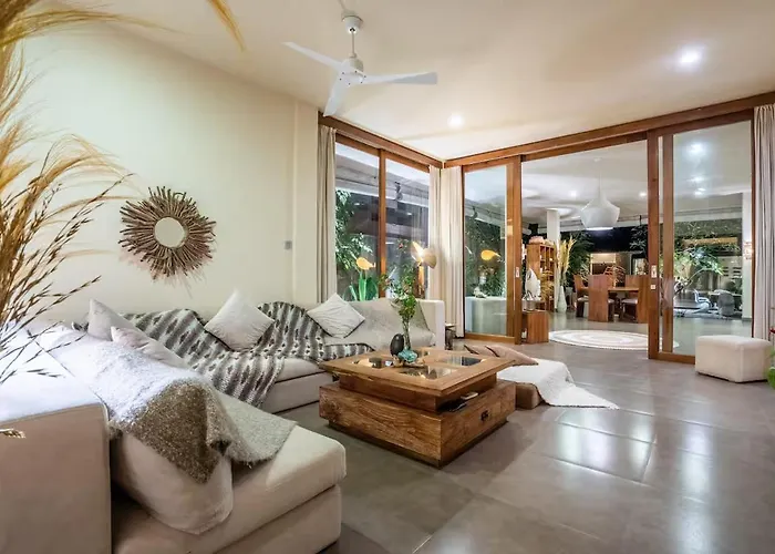 Appartamento Cc- Cosy 2bdrs - Enclosed And Open Living Area
